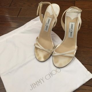 ジミーチュウ(JIMMY CHOO)のジミーチュウ 白サテンヒール(サンダル)