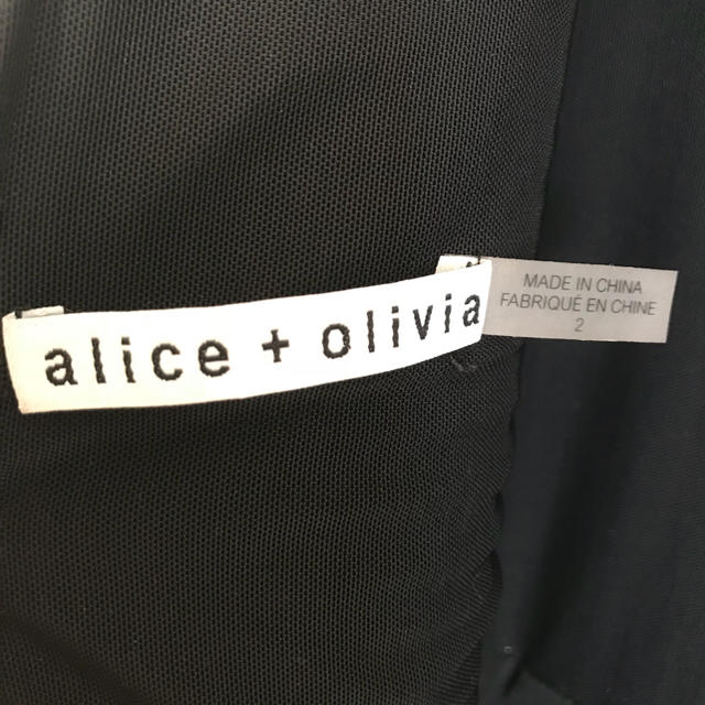 Alice+Olivia(アリスアンドオリビア)のAlice +Olivia op レディースのワンピース(ミニワンピース)の商品写真