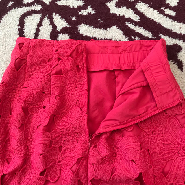 COCO DEAL(ココディール)のレースタイトスカート✩COCO DEAL レディースのスカート(ひざ丈スカート)の商品写真