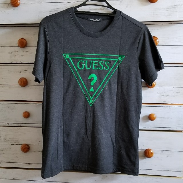 GUESS(ゲス)のGUESSトップス レディースのトップス(Tシャツ(半袖/袖なし))の商品写真