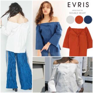 エヴリス(EVRIS)のEVRIS backツイストオフショルシャツ(シャツ/ブラウス(長袖/七分))