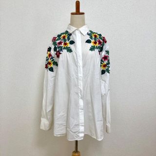 ザラ(ZARA)の刺繍ロングシャツ(シャツ/ブラウス(長袖/七分))