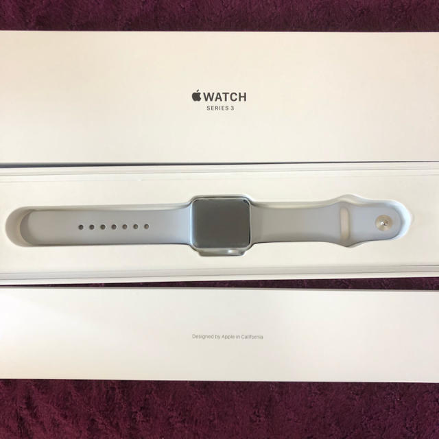 Apple Watch(アップルウォッチ)のApple Watch series3 シルバー 32mm メンズの時計(腕時計(デジタル))の商品写真