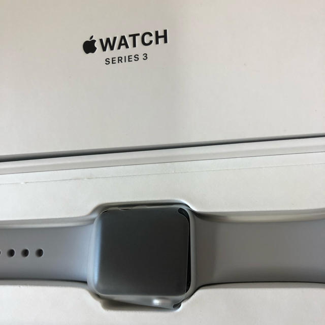 Apple Watch(アップルウォッチ)のApple Watch series3 シルバー 32mm メンズの時計(腕時計(デジタル))の商品写真