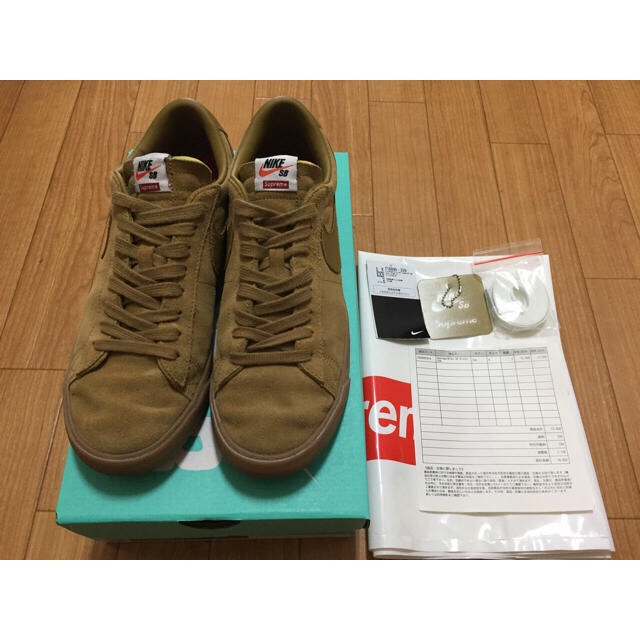 Supreme(シュプリーム)のnike sb blazer low gt メンズの靴/シューズ(スニーカー)の商品写真