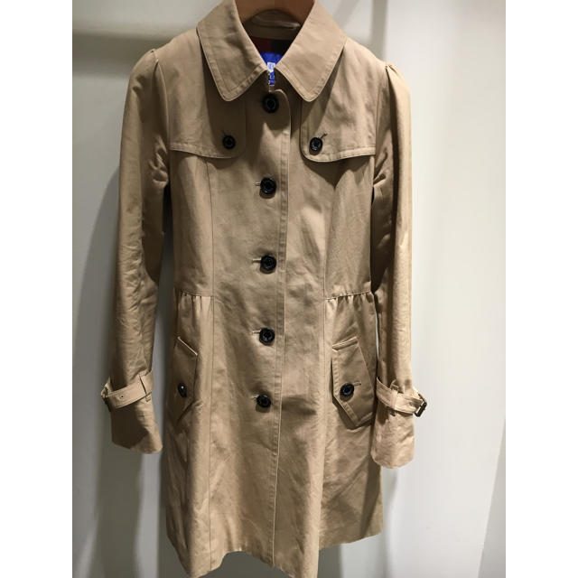 BURBERRY BLUE LABEL(バーバリーブルーレーベル)のお値下げ  ブルーレーベル クレストブリッジ トレンチコート 38 レディースのジャケット/アウター(トレンチコート)の商品写真