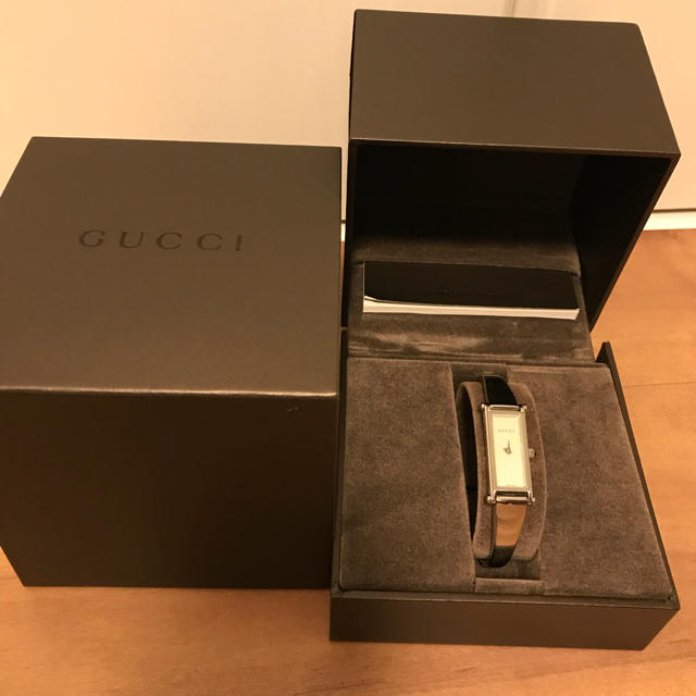 Gucci(グッチ)の☆15さん様 専用☆ グッチ 時計 腕時計レディース 1500L GUCCI レディースのファッション小物(腕時計)の商品写真