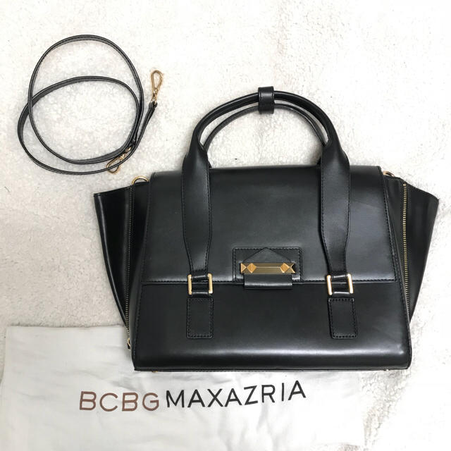 BCBGMAXAZRIA(ビーシービージーマックスアズリア)のBCBGMAXAZRIA バッグ ブラック レディースのバッグ(ハンドバッグ)の商品写真