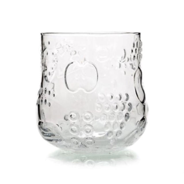 iittala(イッタラ)の新品 4個 iittala  Frutta フルッタ タンブラー クリア  インテリア/住まい/日用品のキッチン/食器(グラス/カップ)の商品写真