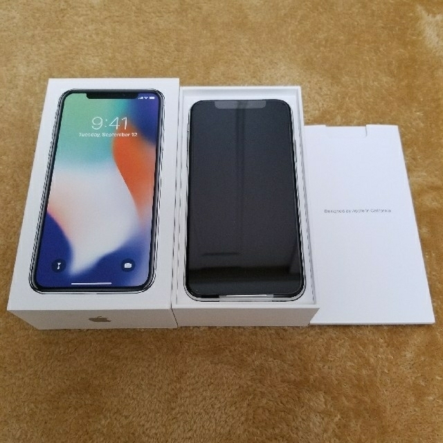 新品 未使用  ドコモ iPhoneX 64GB シルバー simロック解除済