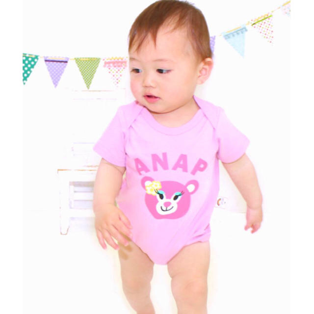 ANAP Kids(アナップキッズ)のANAPベビー☆ロンパース２着と帽子set キッズ/ベビー/マタニティのベビー服(~85cm)(ロンパース)の商品写真