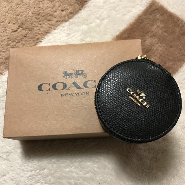 COACH(コーチ)の【新品未使用】COACH 財布 小銭入れ レディースのファッション小物(コインケース)の商品写真