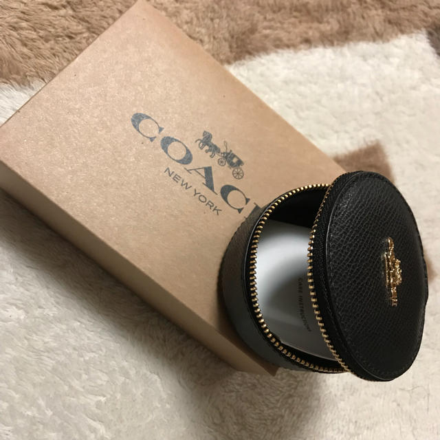 COACH(コーチ)の【新品未使用】COACH 財布 小銭入れ レディースのファッション小物(コインケース)の商品写真