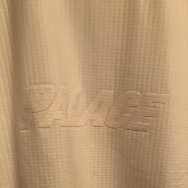 adidas(アディダス)のpalace × adidas ライン入りカットソー 白 Mサイズ メンズのトップス(その他)の商品写真