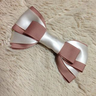 リボンバレッタ🎀(ヘアピン)