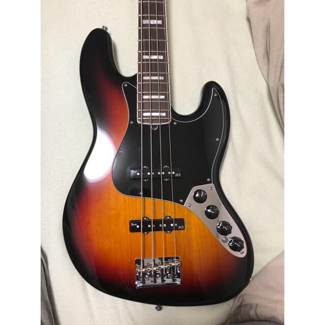 Fender(フェンダー)の Fender FSR American Deluxe N3 JAZZ bass 楽器のベース(エレキベース)の商品写真