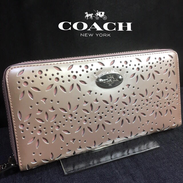 COACH(コーチ)の春セール品❣️新品コーチ長財布F53331シェルピンク 真珠のような美しさ レディースのファッション小物(財布)の商品写真