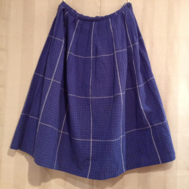 OLIVEdesOLIVE(オリーブデオリーブ)のブルーのふんわりスカート。 レディースのスカート(ひざ丈スカート)の商品写真