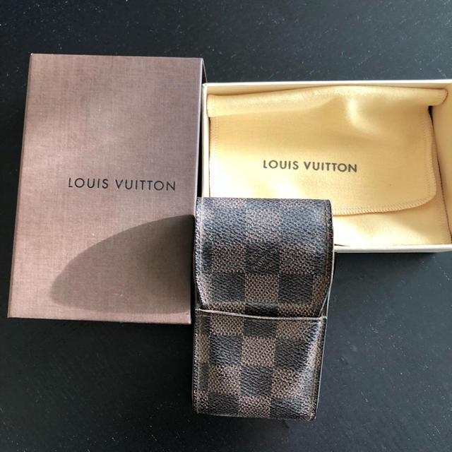 LOUIS VUITTON(ルイヴィトン)のルイヴィトン ダミエ シガレットケース Louis Vuitton メンズのファッション小物(タバコグッズ)の商品写真