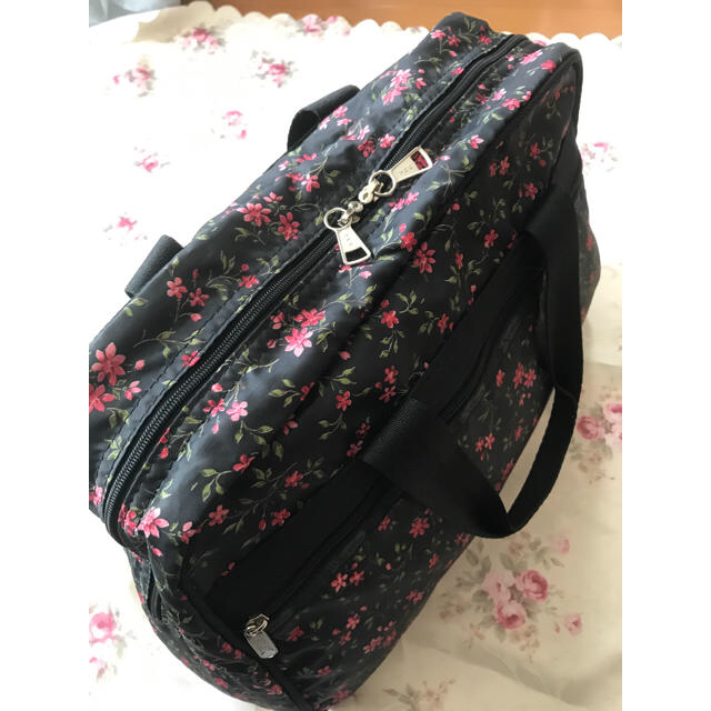 LeSportsac(レスポートサック)のレスポート サック ☆ ボストンバッグ レディースのバッグ(ボストンバッグ)の商品写真