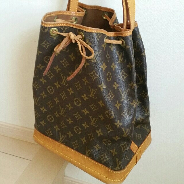 LOUIS VUITTON - ヌック