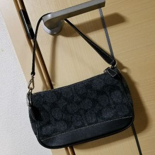 コーチ(COACH)の値下げ！美品 COACH ハンドバッグ シグネチャー(ハンドバッグ)