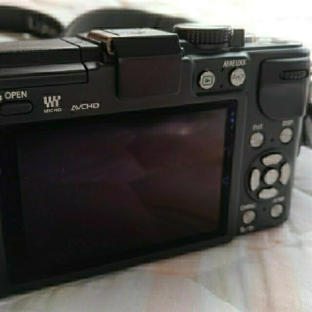 Panasonic(パナソニック)のDMC-GX1X レンズキット　LUMIX スマホ/家電/カメラのカメラ(ミラーレス一眼)の商品写真