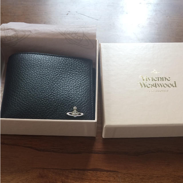 数々のアワードを受賞】 新品☆Vivienne Westwood 折りたたみ財布