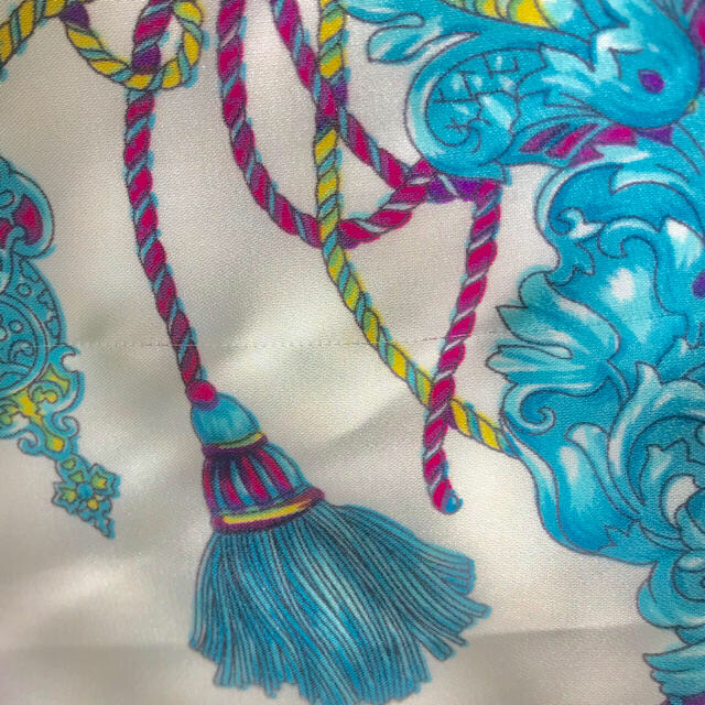 春色スカーフ レディースのファッション小物(バンダナ/スカーフ)の商品写真
