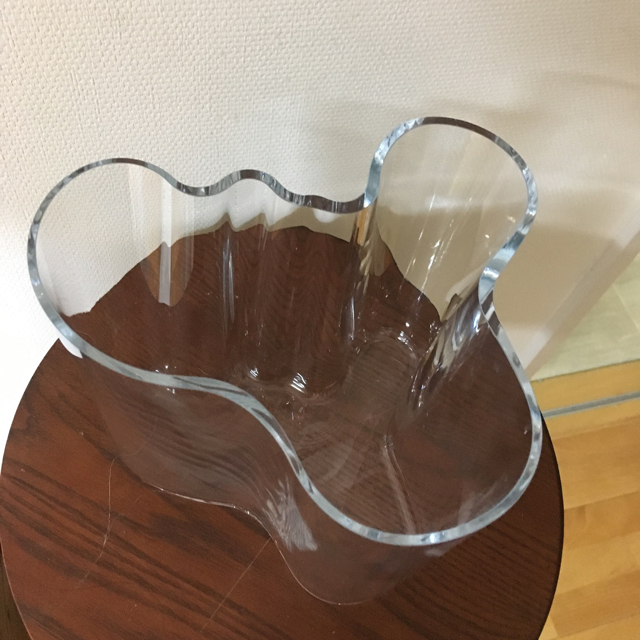 iittala(イッタラ)のイッタラ iittala AALTO フラワーベース Lサイズ 北欧 値下げ インテリア/住まい/日用品のインテリア小物(花瓶)の商品写真