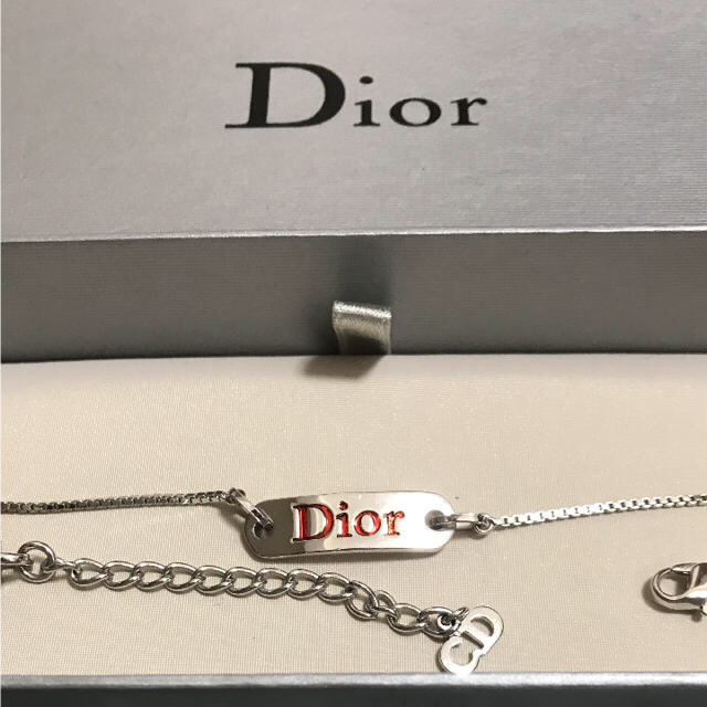 Christian Dior(クリスチャンディオール)のDior ブレスレット シルバーレッド レディースのアクセサリー(ブレスレット/バングル)の商品写真