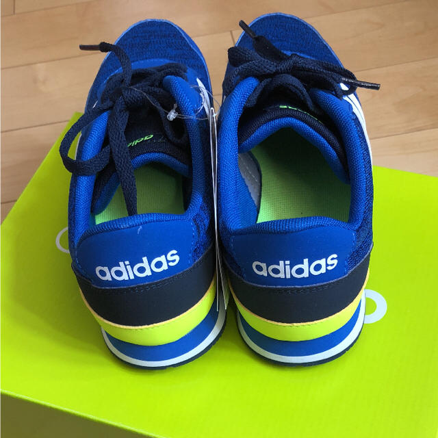 adidas(アディダス)の24.0㎝ adidas NEO 新品 スニーカー  23.5〜24.0 レディースの靴/シューズ(スニーカー)の商品写真