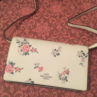 コーチ(COACH)のCOACH 花柄ショルダーウォレット(ショルダーバッグ)