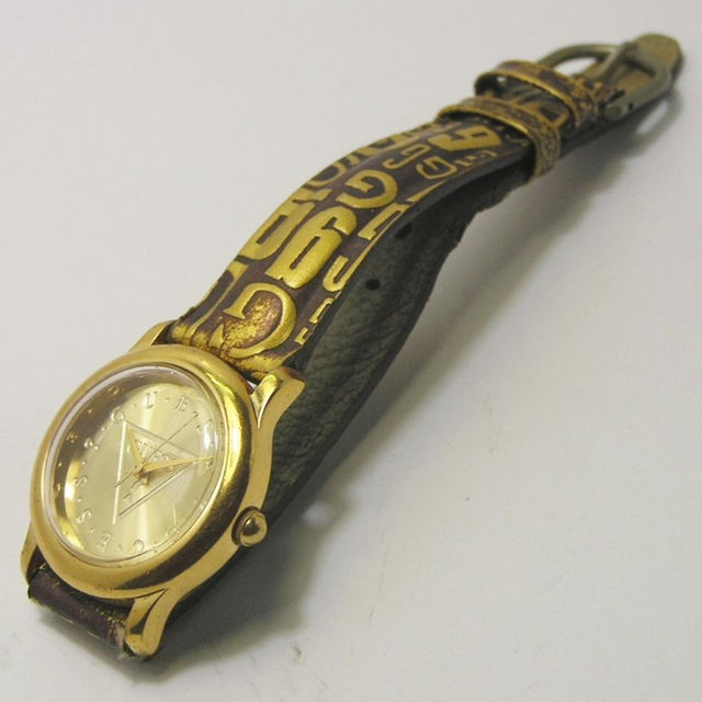 GUESS - ゲス レディース クオーツ 1995年モデルの通販 by GUESS - ゲス レディース クオーツ 1995年モデルの通販 by