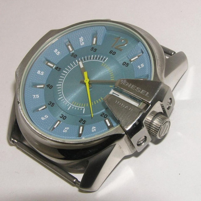 DIESEL(ディーゼル)のディーゼル マスターチーフ クオーツ DZ-1399 メンズの時計(その他)の商品写真