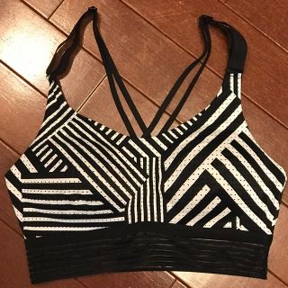 ヴィクトリアズシークレット(Victoria's Secret)のうーたん♡様 VICTORIA'S SECRET  スポーツブラ(ヨガ)