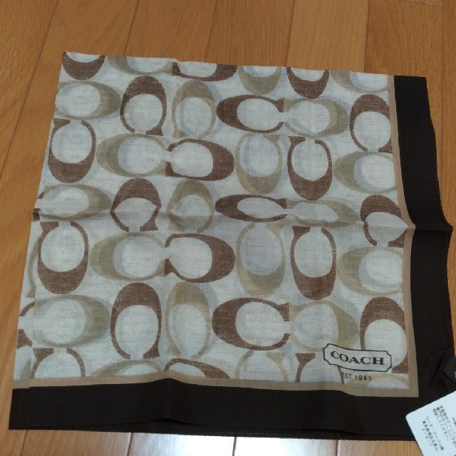 COACH(コーチ)の【miyumiyu様専用】COACH コーチスカーフ(茶） レディースのファッション小物(バンダナ/スカーフ)の商品写真