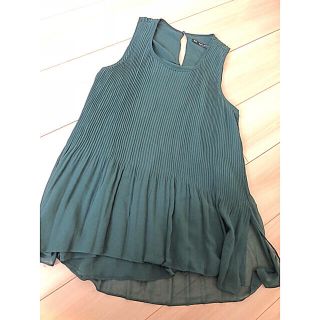 ザラ(ZARA)のZARA■ノースリーブ■トップス■グリーン■ザラ(カットソー(半袖/袖なし))