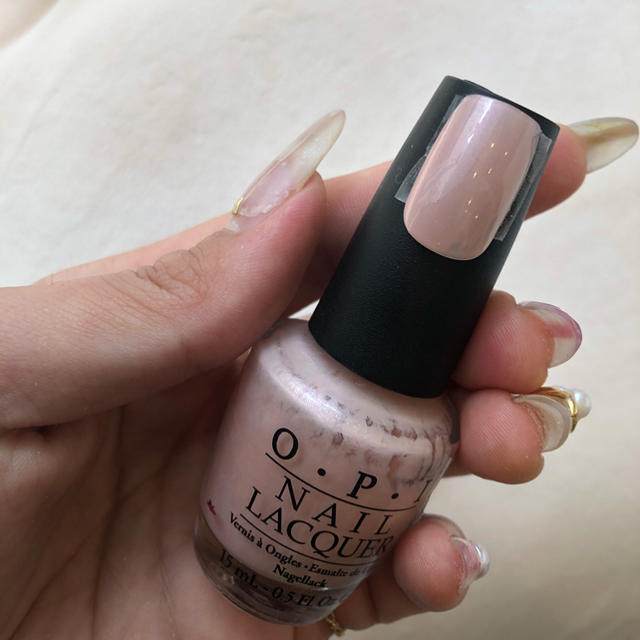 OPI(オーピーアイ)のopi ピンクベージュ マニキュア コスメ/美容のネイル(マニキュア)の商品写真