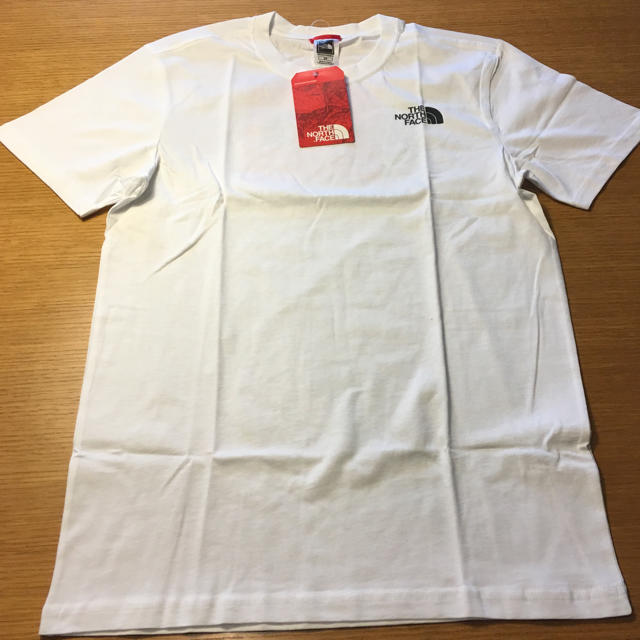 THE NORTH FACE(ザノースフェイス)の新品 ノースフェイス  ボックスロゴ Tシャツ ホワイト  Ｌ メンズのトップス(Tシャツ/カットソー(半袖/袖なし))の商品写真