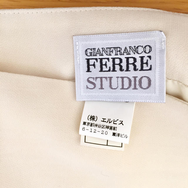 Gianfranco FERRE(ジャンフランコフェレ)のジャンフランコフェレ♡膝丈スカート レディースのスカート(ひざ丈スカート)の商品写真