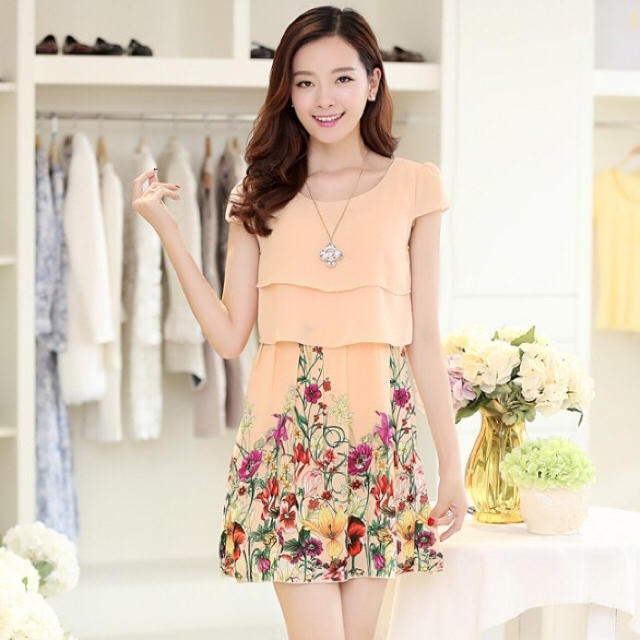 花柄 ドッキングワンピース 4XL（5L） 橙色 ひざ上丈 ドレス 大きいサイズ レディースのフォーマル/ドレス(ミニドレス)の商品写真
