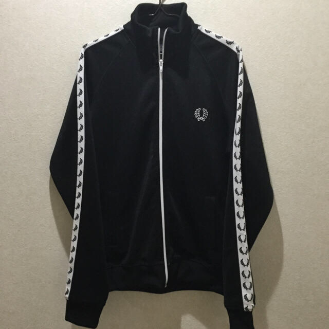 FRED PERRY - fredperry フレッドペリー ジャージ 黒 Mの通販 by たな ...