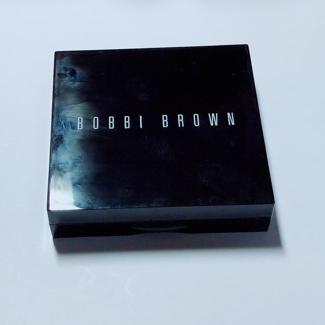 BOBBI BROWN(ボビイブラウン)のお取り置き！ボビイブラウンハイライティングパウダー コスメ/美容のベースメイク/化粧品(フェイスパウダー)の商品写真