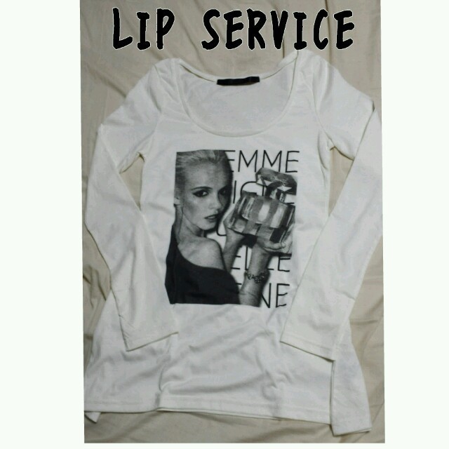 LIP SERVICE(リップサービス)のリップサービス♡ロンＴ レディースのトップス(カットソー(長袖/七分))の商品写真