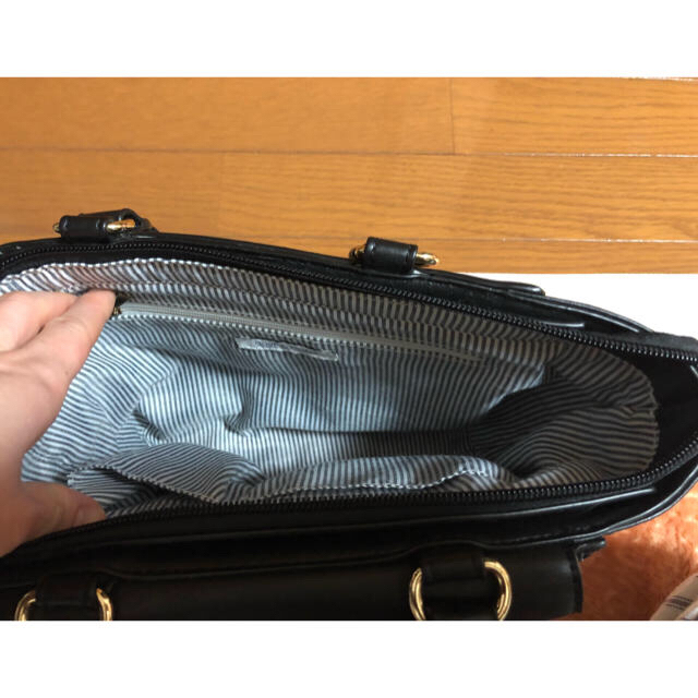 OLIVEdesOLIVE(オリーブデオリーブ)の黒 バッグ レディースのバッグ(ハンドバッグ)の商品写真
