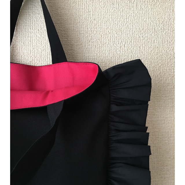 LUDLOW(ラドロー)のれいれい様専用 ♡ フリルバッグ  レディースのバッグ(トートバッグ)の商品写真