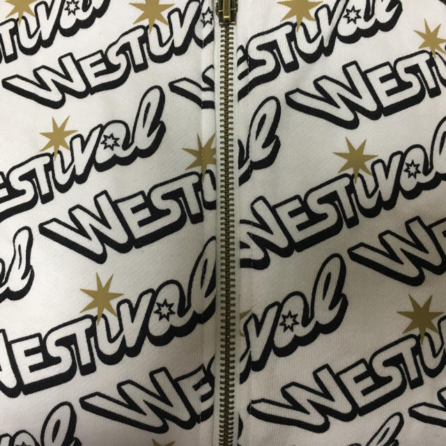 ジャニーズWEST(ジャニーズウエスト)のwestival パーカー ジャニーズWEST エンタメ/ホビーのタレントグッズ(男性タレント)の商品写真