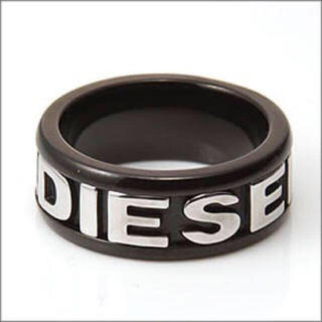 DIESEL(ディーゼル)のDIESELリング 大きめ メンズのアクセサリー(リング(指輪))の商品写真