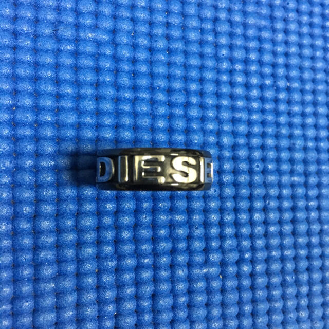 DIESEL(ディーゼル)のDIESELリング 大きめ メンズのアクセサリー(リング(指輪))の商品写真